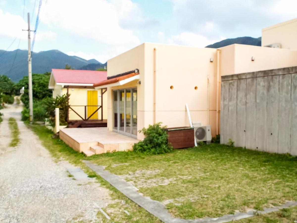 Asobibase Yamabare-House Hotel Ishigaki  Екстериор снимка
