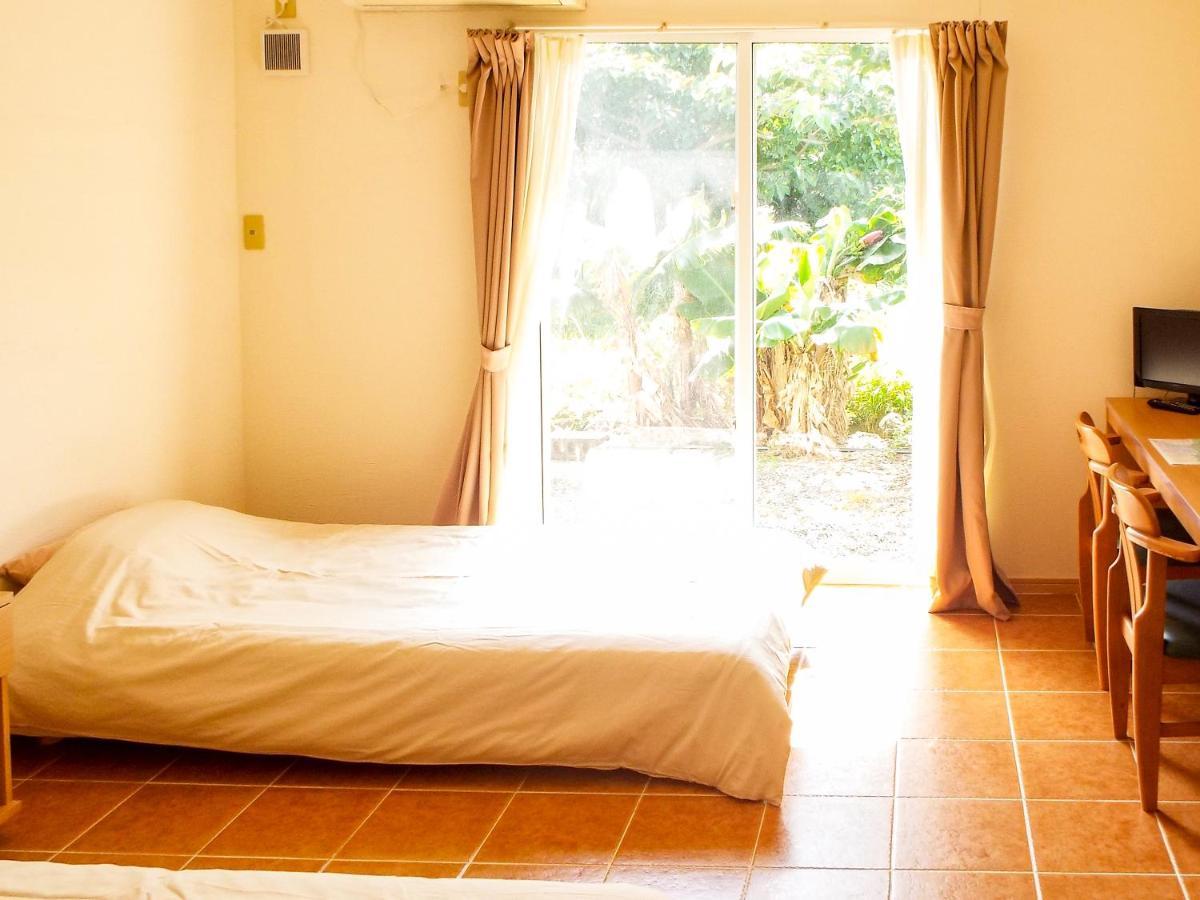 Asobibase Yamabare-House Hotel Ishigaki  Екстериор снимка