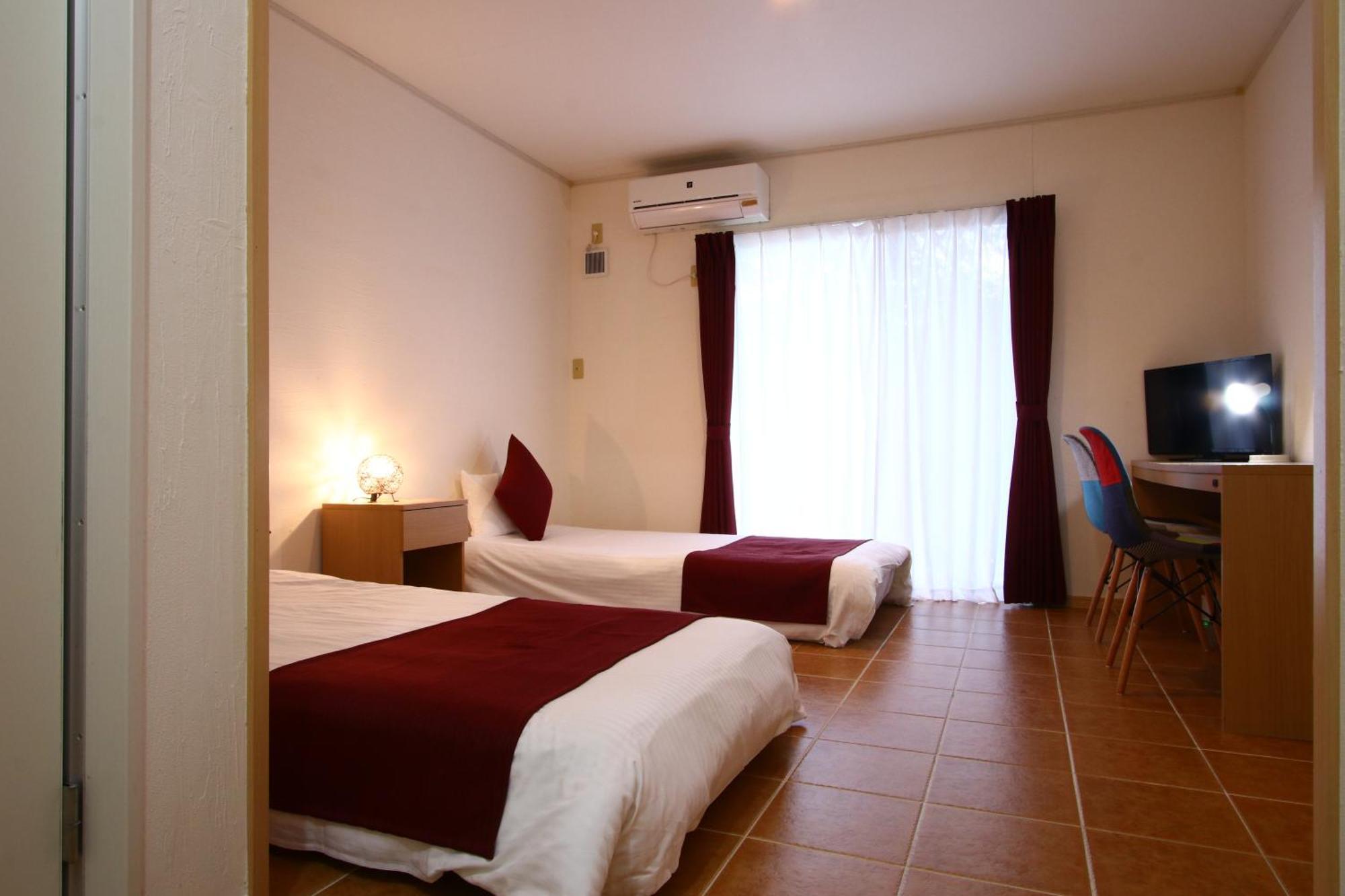 Asobibase Yamabare-House Hotel Ishigaki  Екстериор снимка